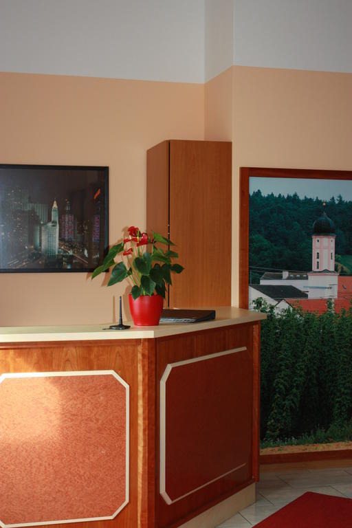 Boarding House Holledau Inn Schweitenkirchen Εξωτερικό φωτογραφία